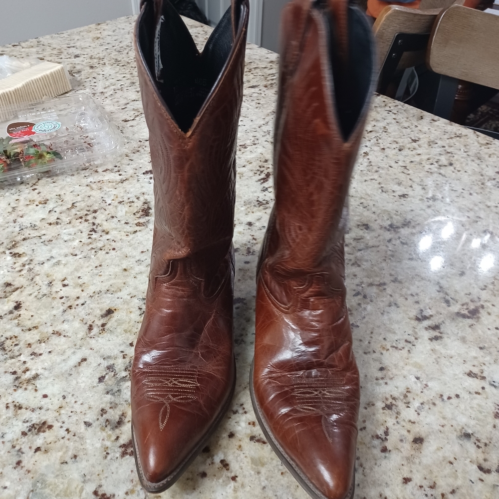 CODE WEST women's brown leather cowboy boots size 10
